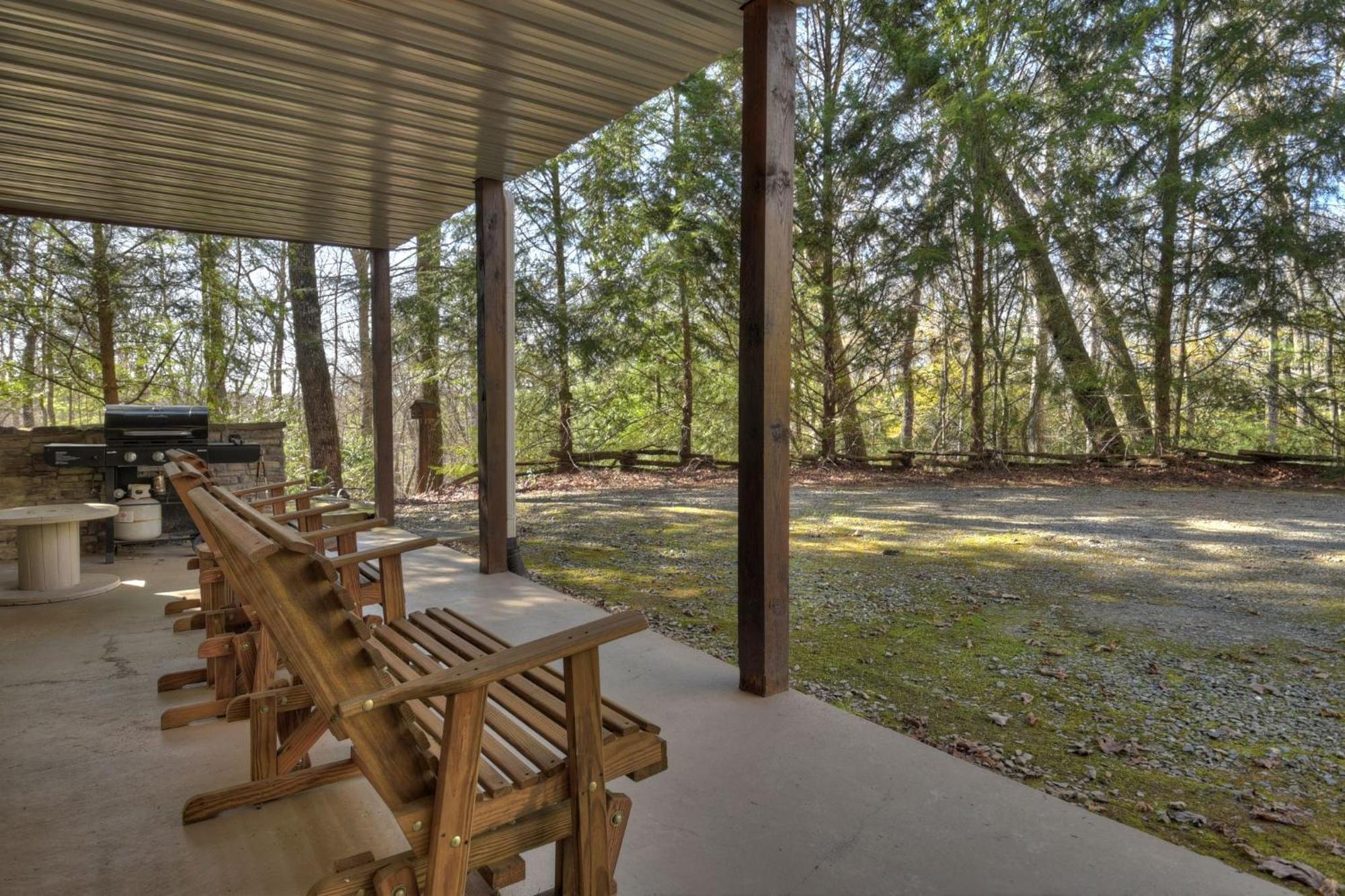 Southern Living Cottage Cozy Up By The Fire Relax On The Porch And Enjoy Peaceful Surroundings Блу-Ридж Экстерьер фото