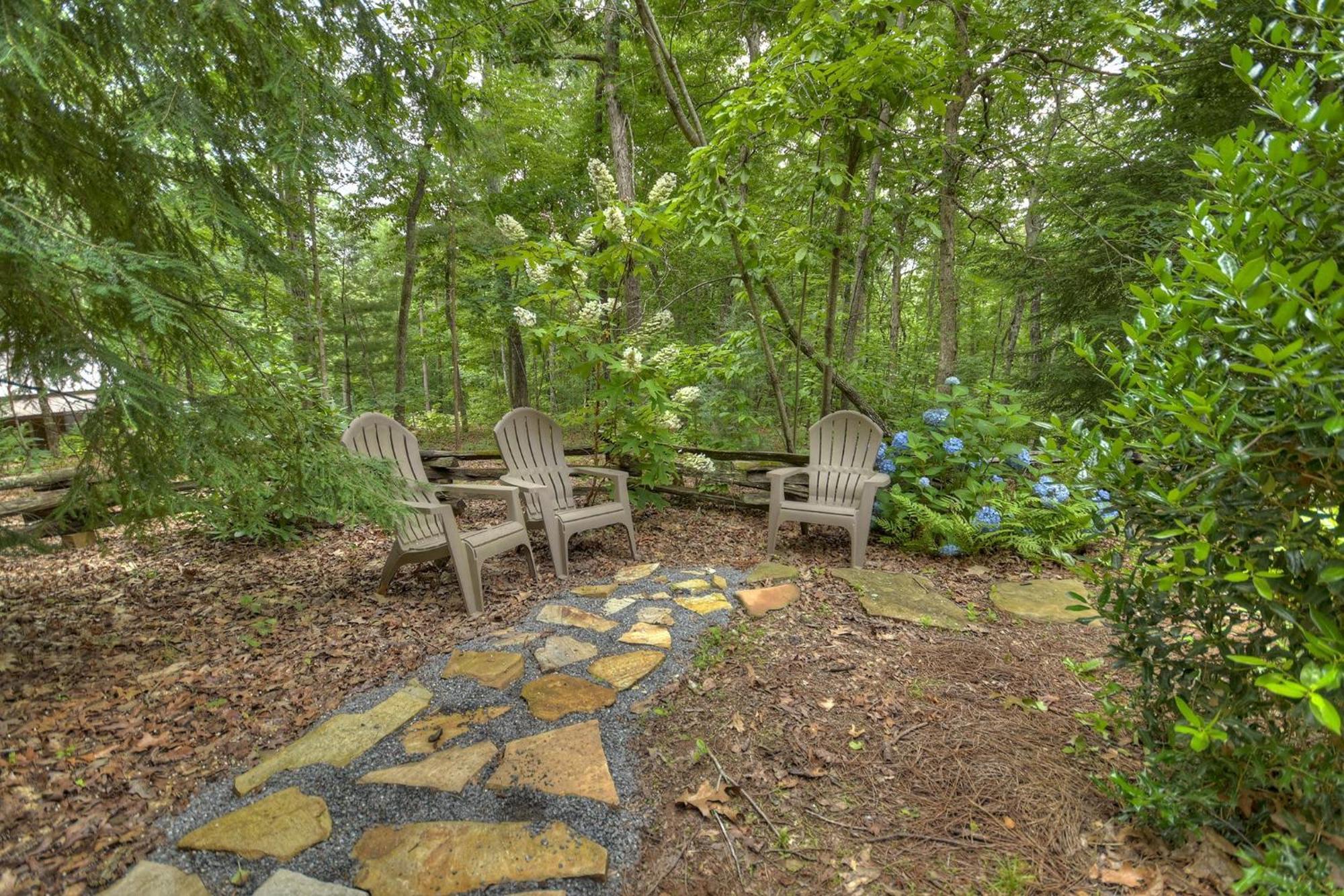 Southern Living Cottage Cozy Up By The Fire Relax On The Porch And Enjoy Peaceful Surroundings Блу-Ридж Экстерьер фото
