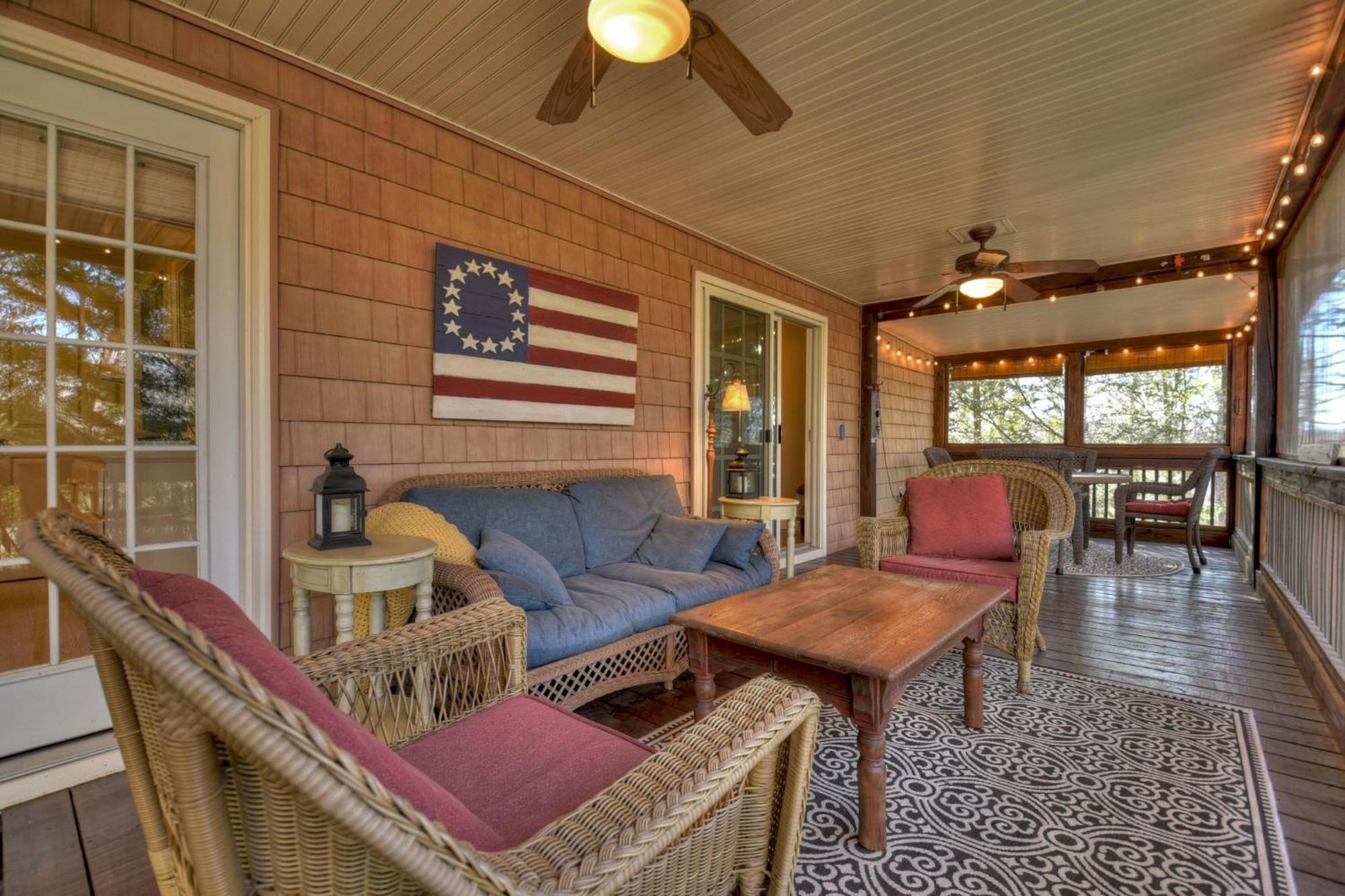 Southern Living Cottage Cozy Up By The Fire Relax On The Porch And Enjoy Peaceful Surroundings Блу-Ридж Экстерьер фото